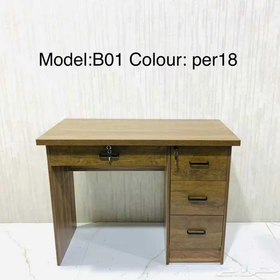 Computer Desk with Drawers  Storage. 21