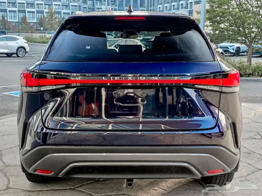 للبيع لكزز RX350 موديل 2023 بسعر بطل وارد كندا 2