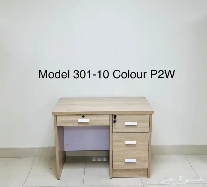 Computer Desk with Drawers  Storage. 29