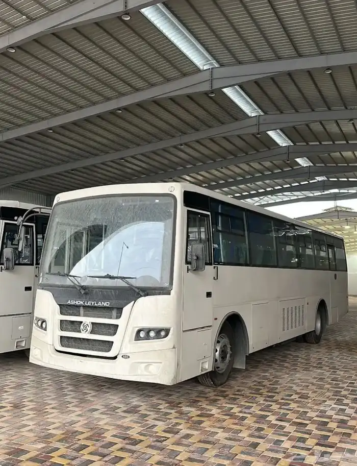 باص اشوك 64 راكب   ايجار فقط 0