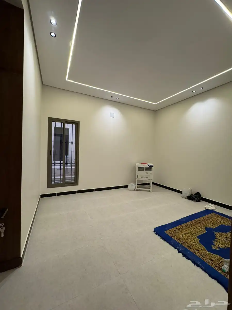 للايجار تاون هاوس بتصميم مودرن 7