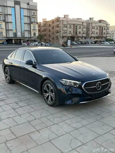 مرسيدس E200 4