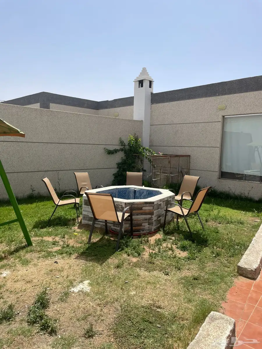 شاليهات للايجار اليومي او بالساعه 12