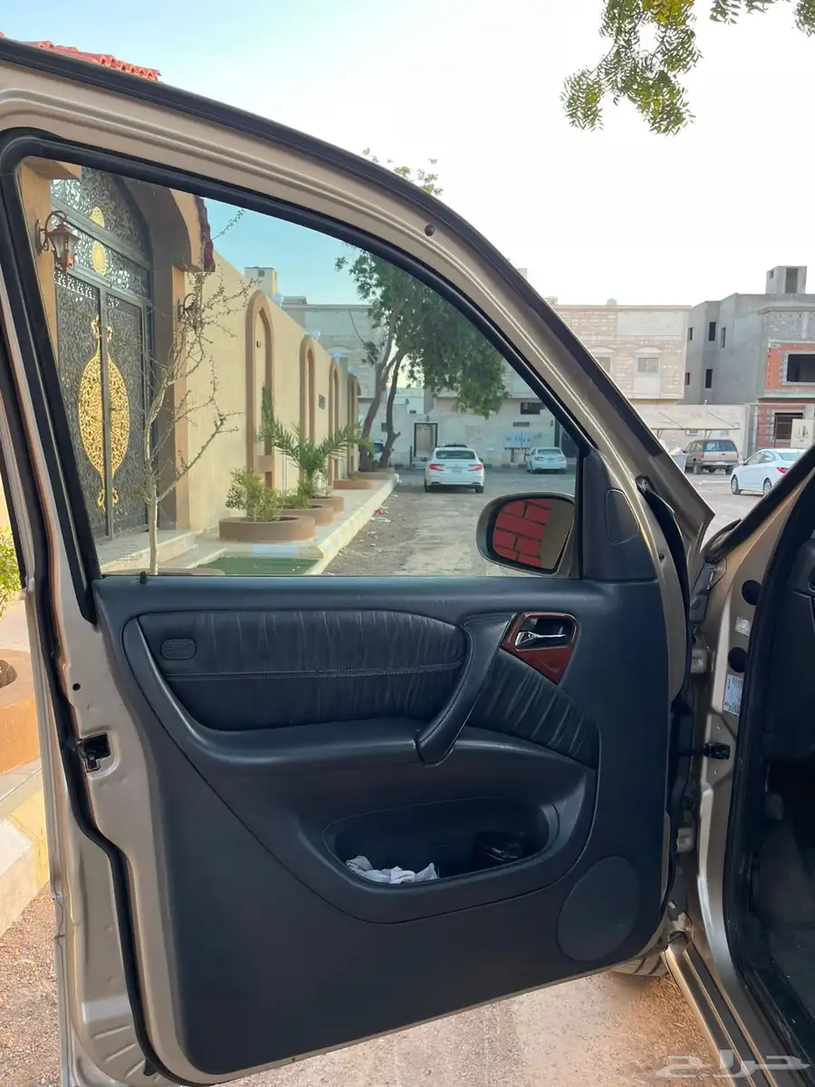 جيب مرسيدس مخزن للبيع او البدل 7