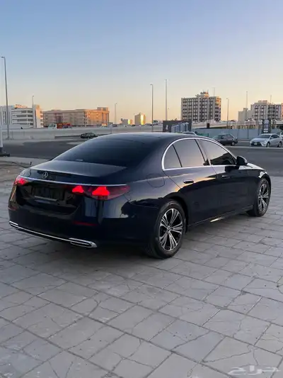 مرسيدس E200 6