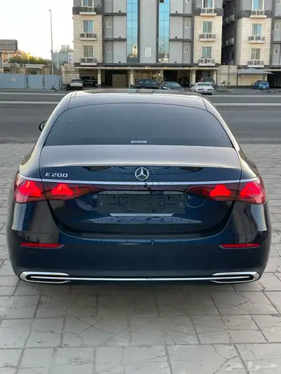مرسيدس E200 7