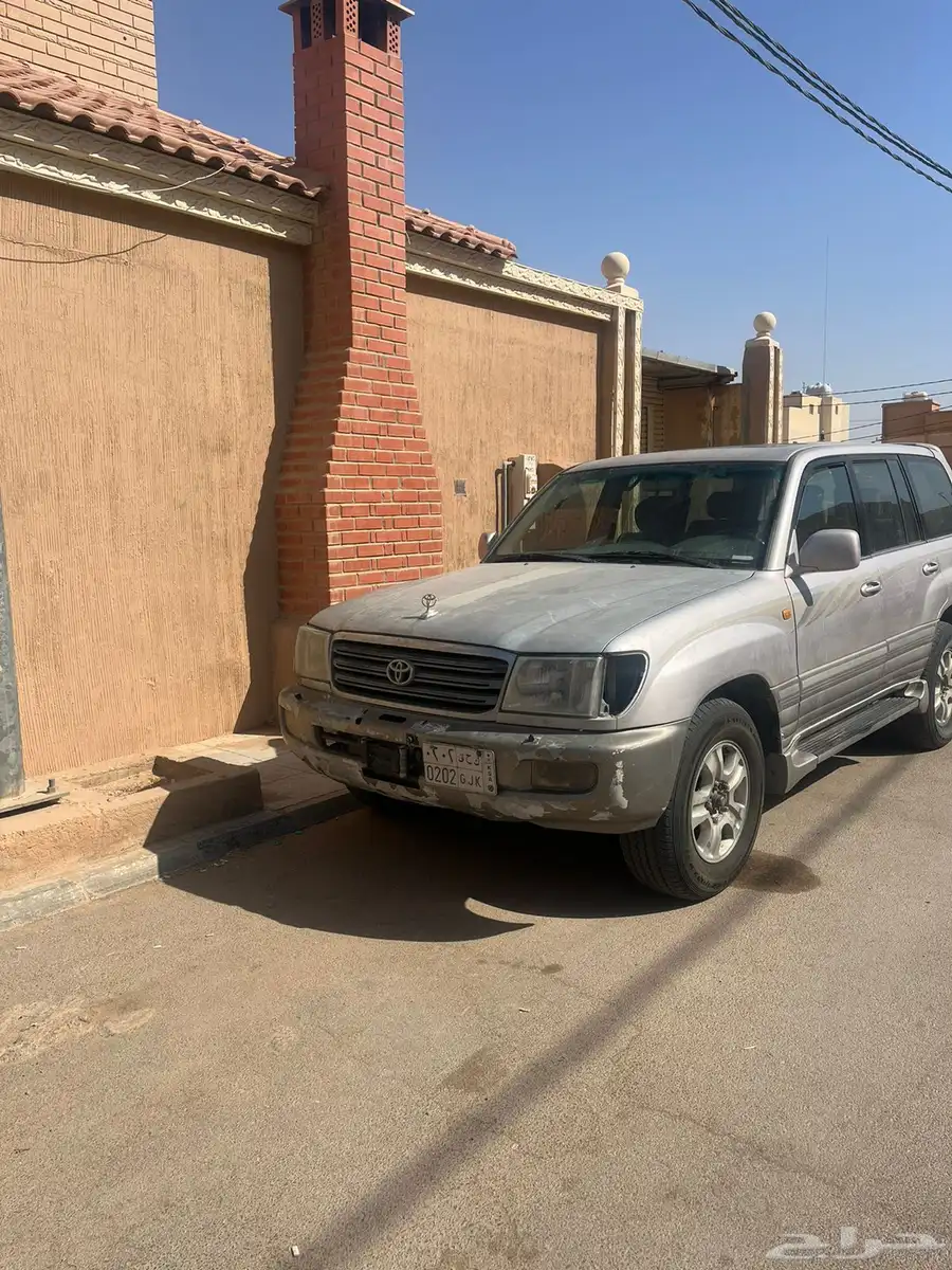 تيوتا لاندكروزر VXR 1