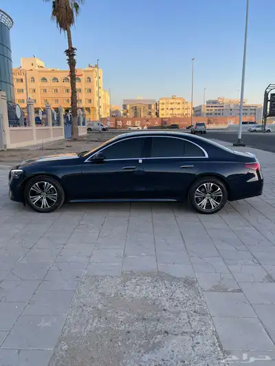 مرسيدس E200 0