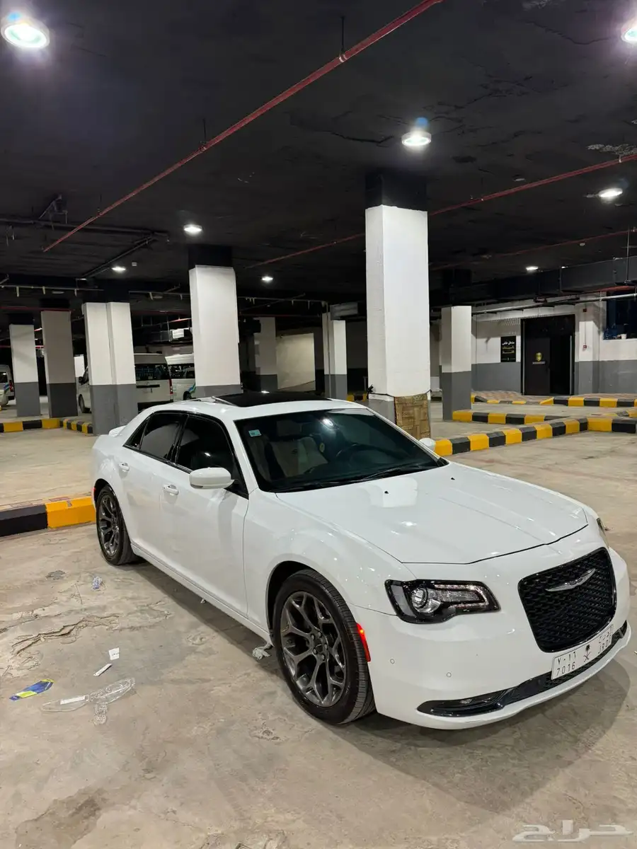 كرايسلر 2018 S هيمي 11