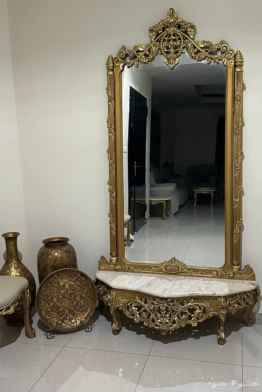 ثريات كرستال ومداخل استقبال كلاسيك وطقم كنب كلاسيك 5