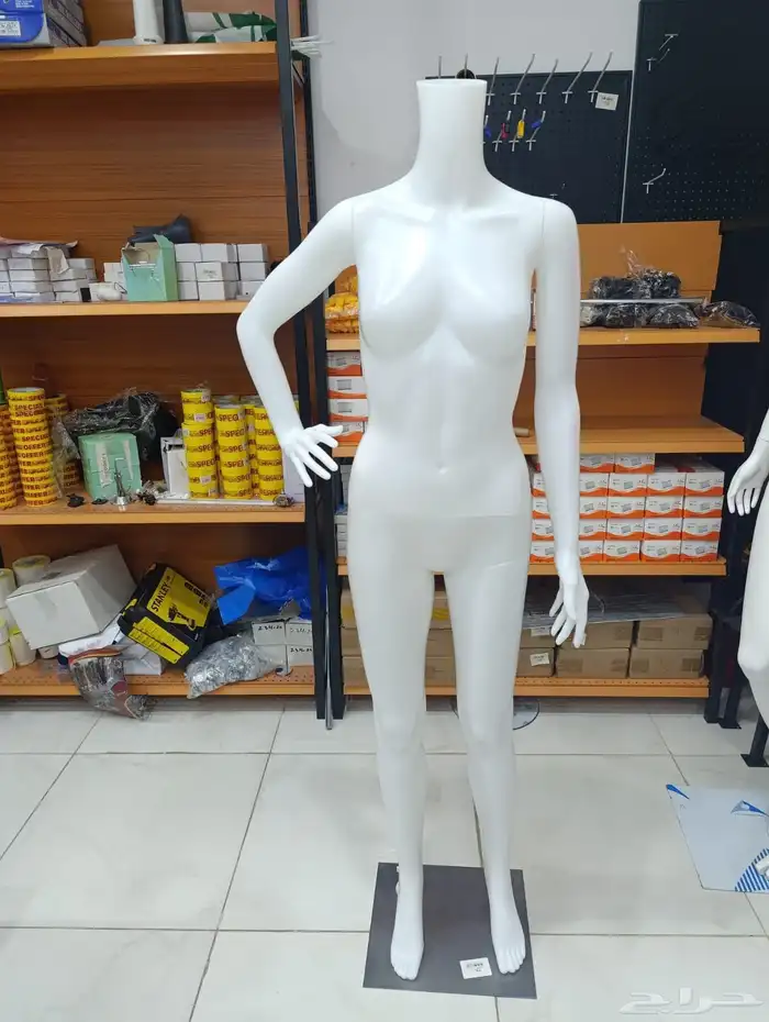 مجسمات منيكان 23