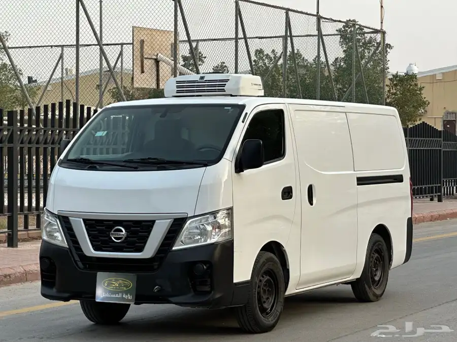 نيسان باص ثلاجة موديل 2020 قير عادي ديزل شامل الضريبة 0