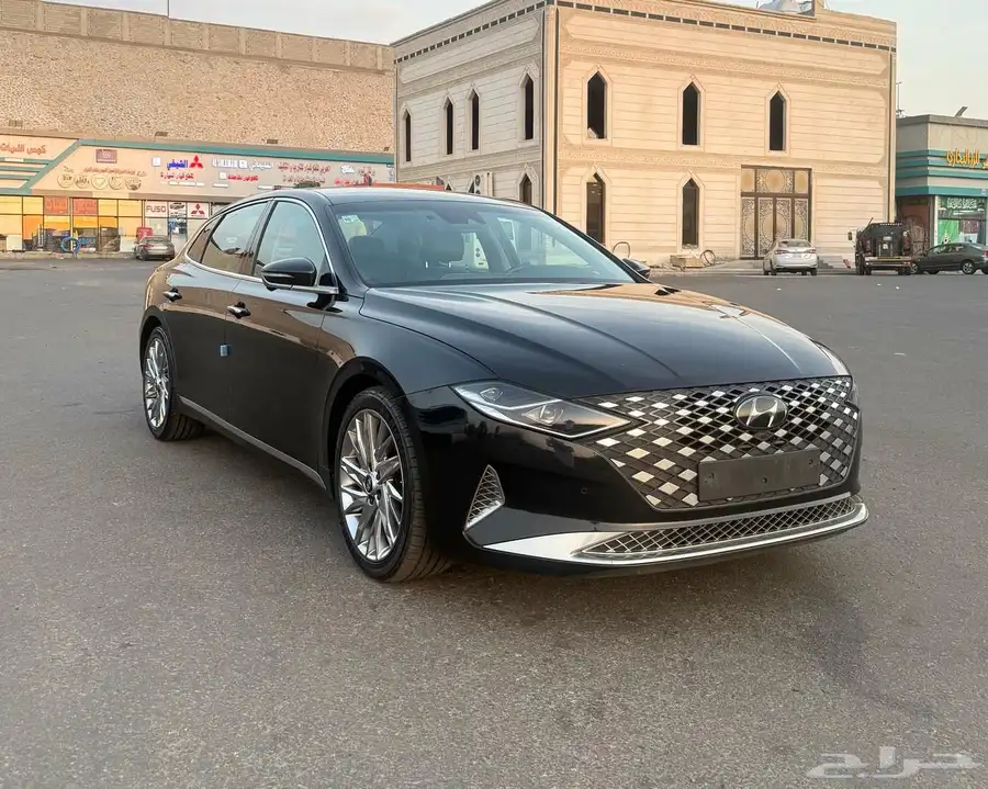هونداي ازيرا ( بنزين ) 2022 فل كامل بدون بانوراما 2
