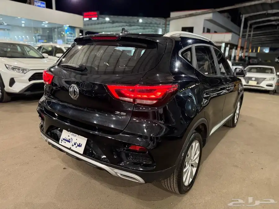 للبيع MG ZS موديل 2023 نص فل بودي وكالة السعر 34 الف 4