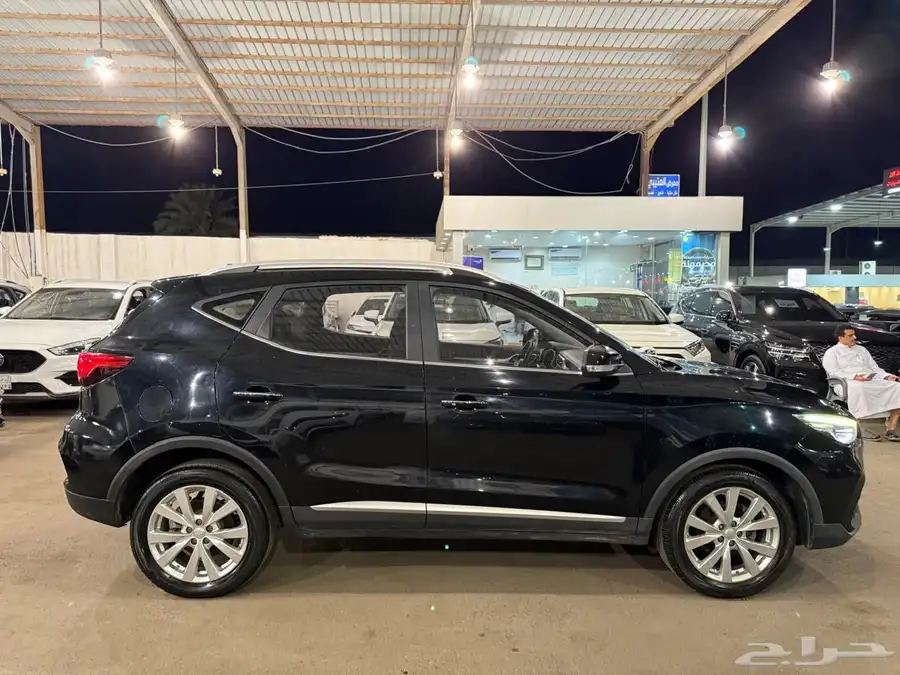 للبيع MG ZS موديل 2023 نص فل بودي وكالة السعر 34 الف 6