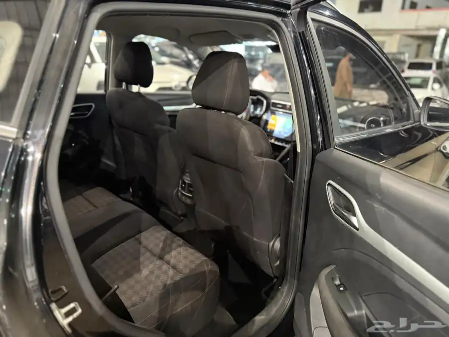 للبيع MG ZS موديل 2023 نص فل بودي وكالة السعر 34 الف 27