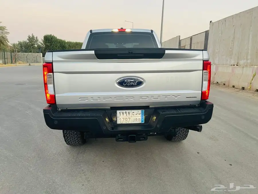 للبيع فورد F350 سعودي دبل بنزين index