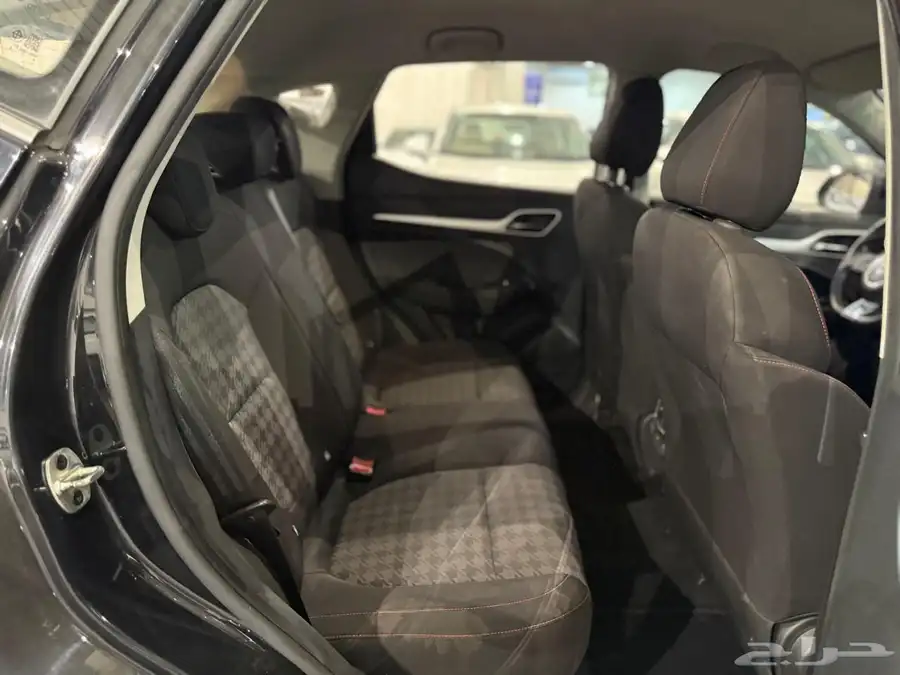 للبيع MG ZS موديل 2023 نص فل بودي وكالة السعر 34 الف 28