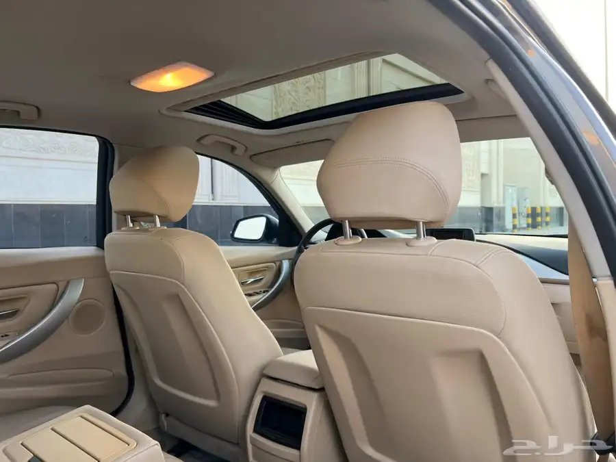bmw 320i index