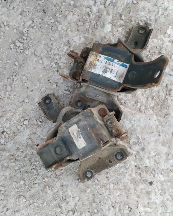 قطع غيار جديد او مستعمل على طلب العميل 11