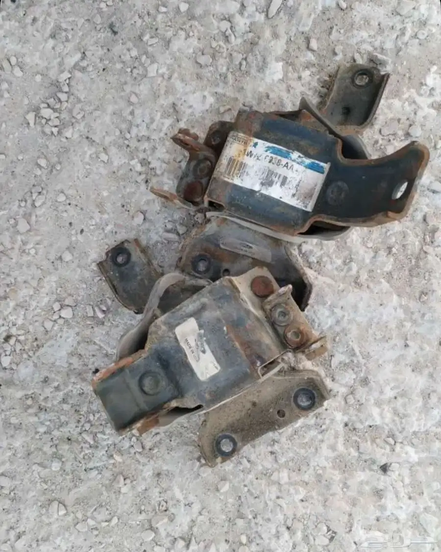 قطع غيار جديد او مستعمل على طلب العميل 11