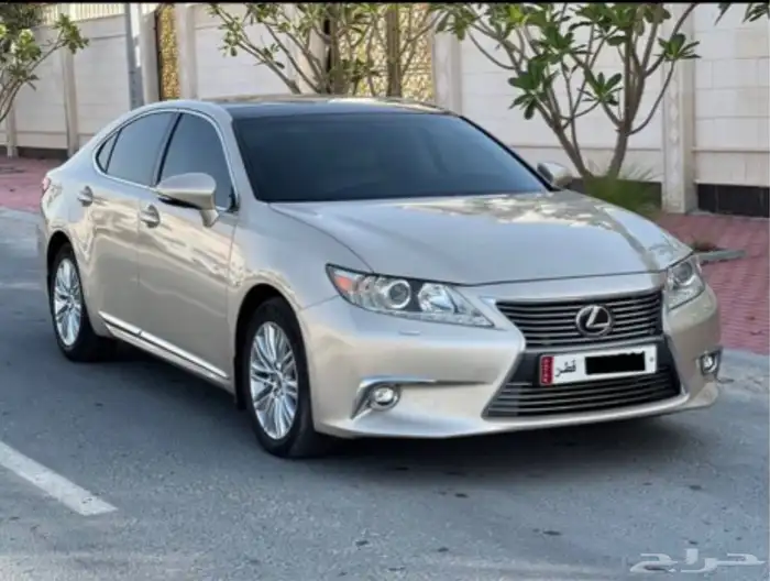 لكزس ES350 موديل 2015 1