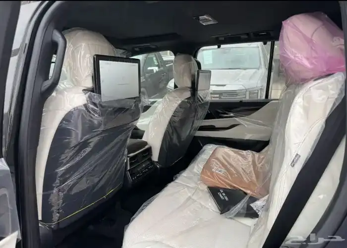 لكزس اف وايت سعودي سعر خاص 4