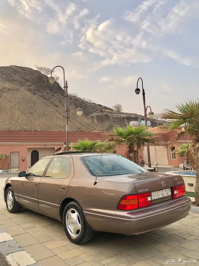 لكزس LS 400 سعودي بلد 28