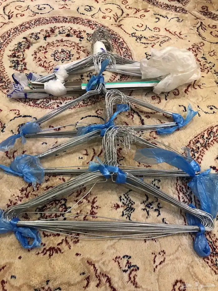 علاقات ملابس 0