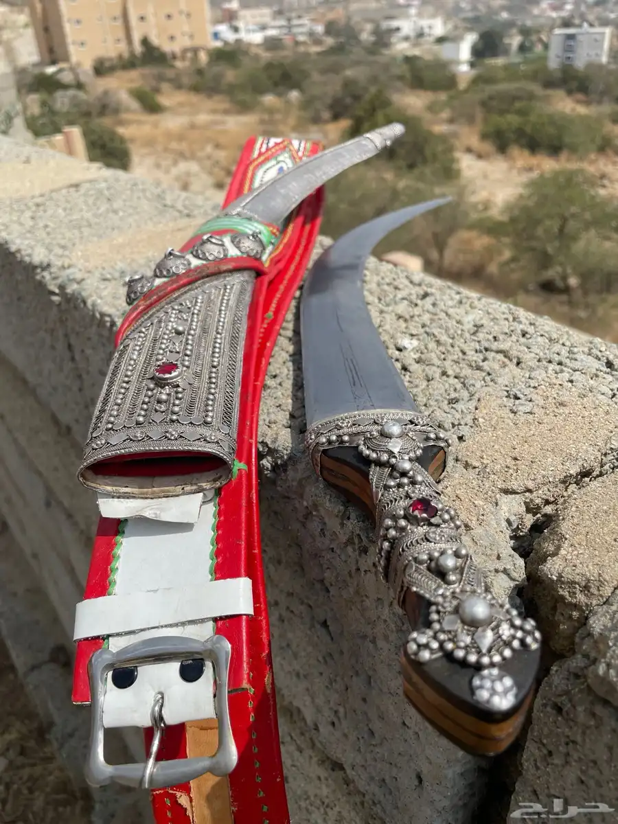 جنبيه جنوبيه قديمه السله نافعي والصب فضه عالشرط 1