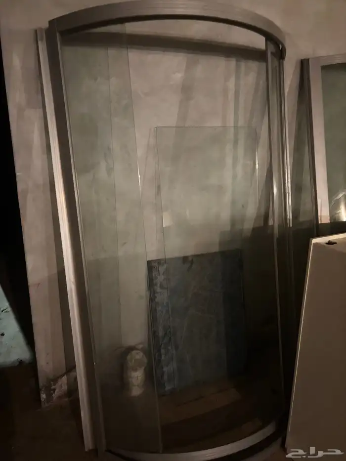 أدوات سباكة وأثاث مستعمل 0