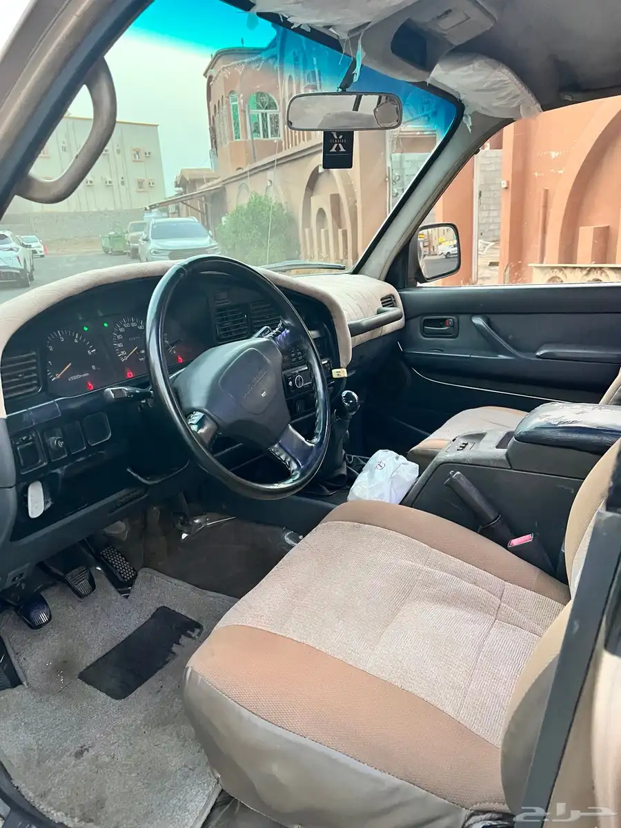 صالون VXR نظيف جدا 12