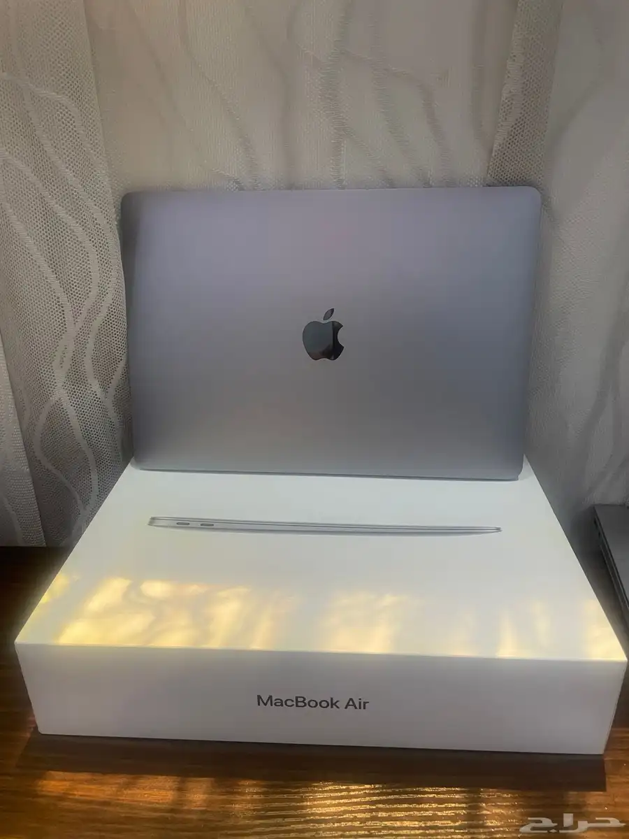 ماك بوك اير كالجديد تماما  MacBook Air 2018-256 GB-Like New 1