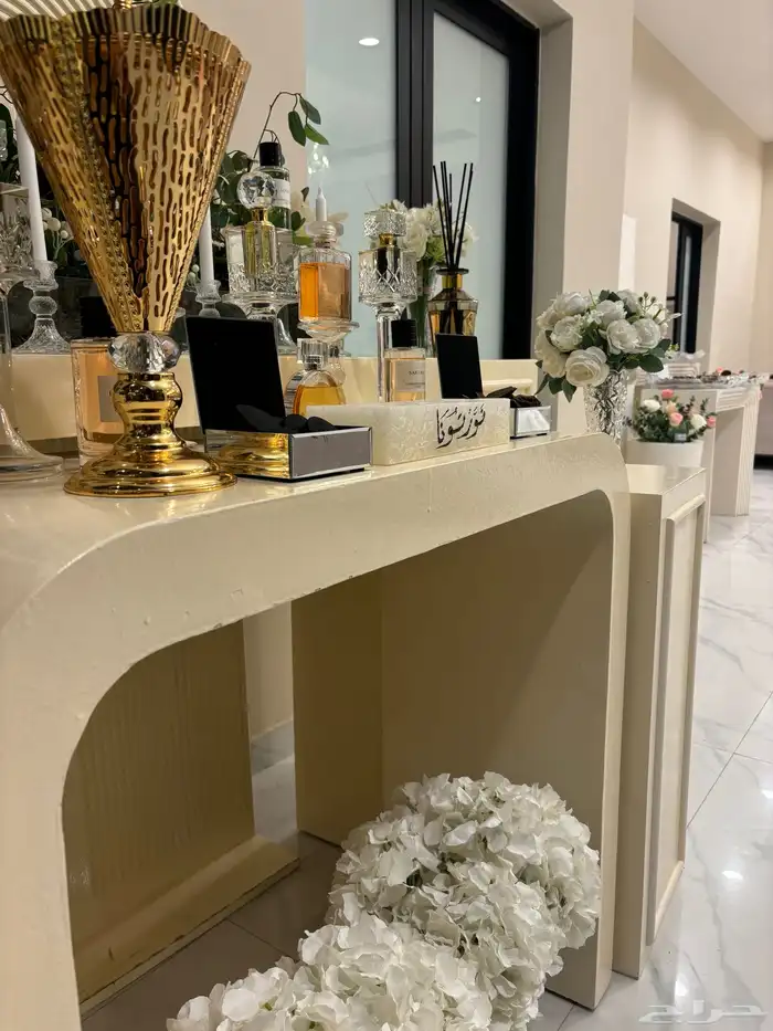 كورنر عطور عرض الاجازة ب850 فقط مع المشرفة 0