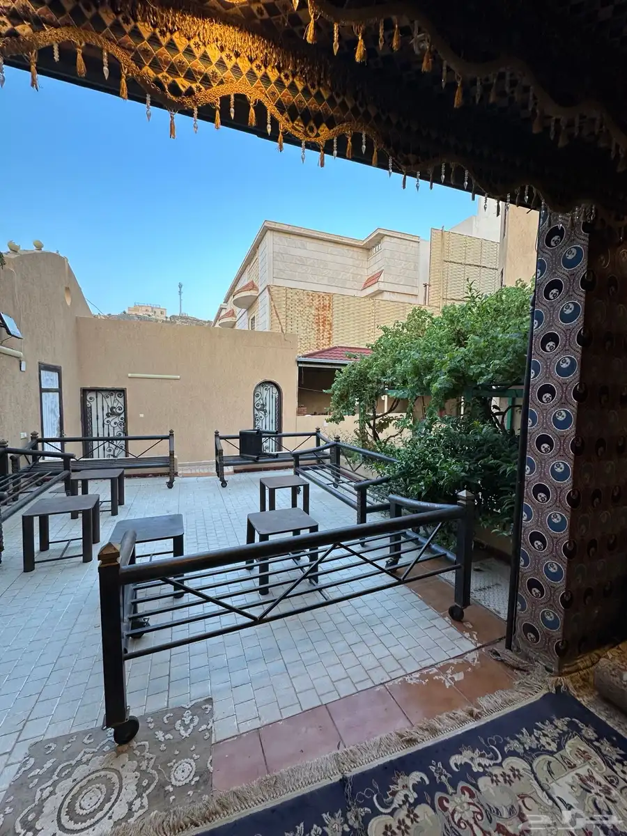 فيلا مؤثثة بالكامل للبيع 1