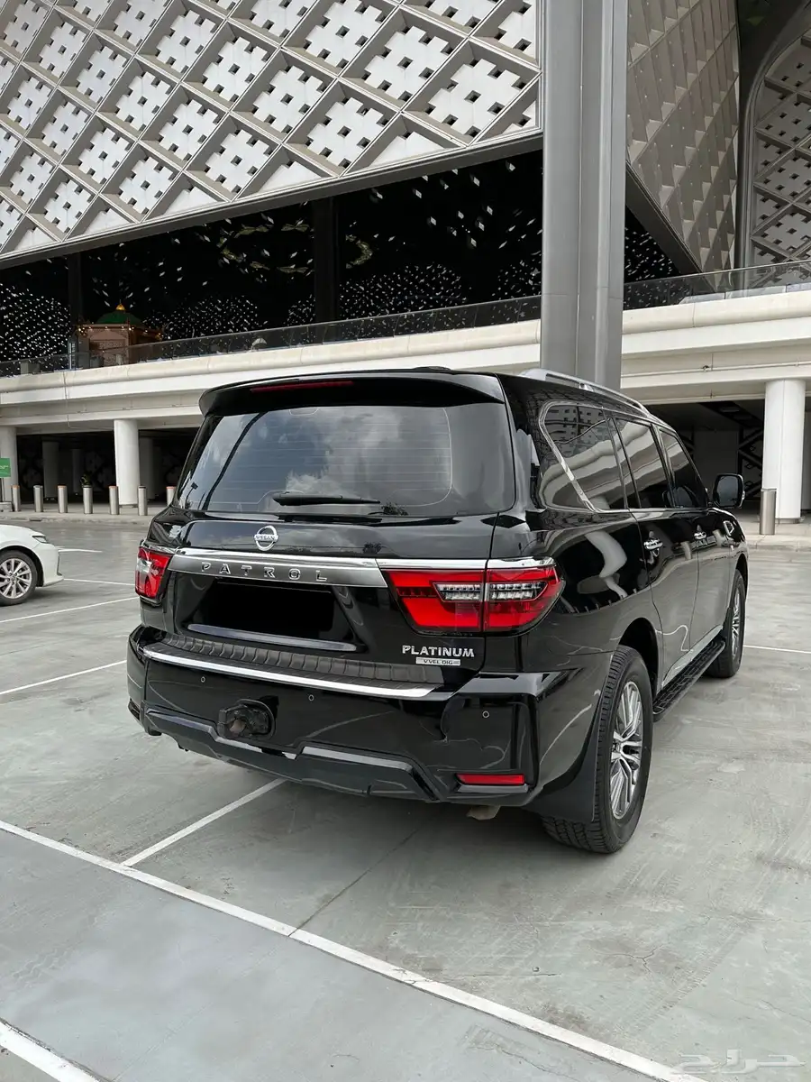 نيسان باترول بلاتينيوم V8 موديل 2020 3