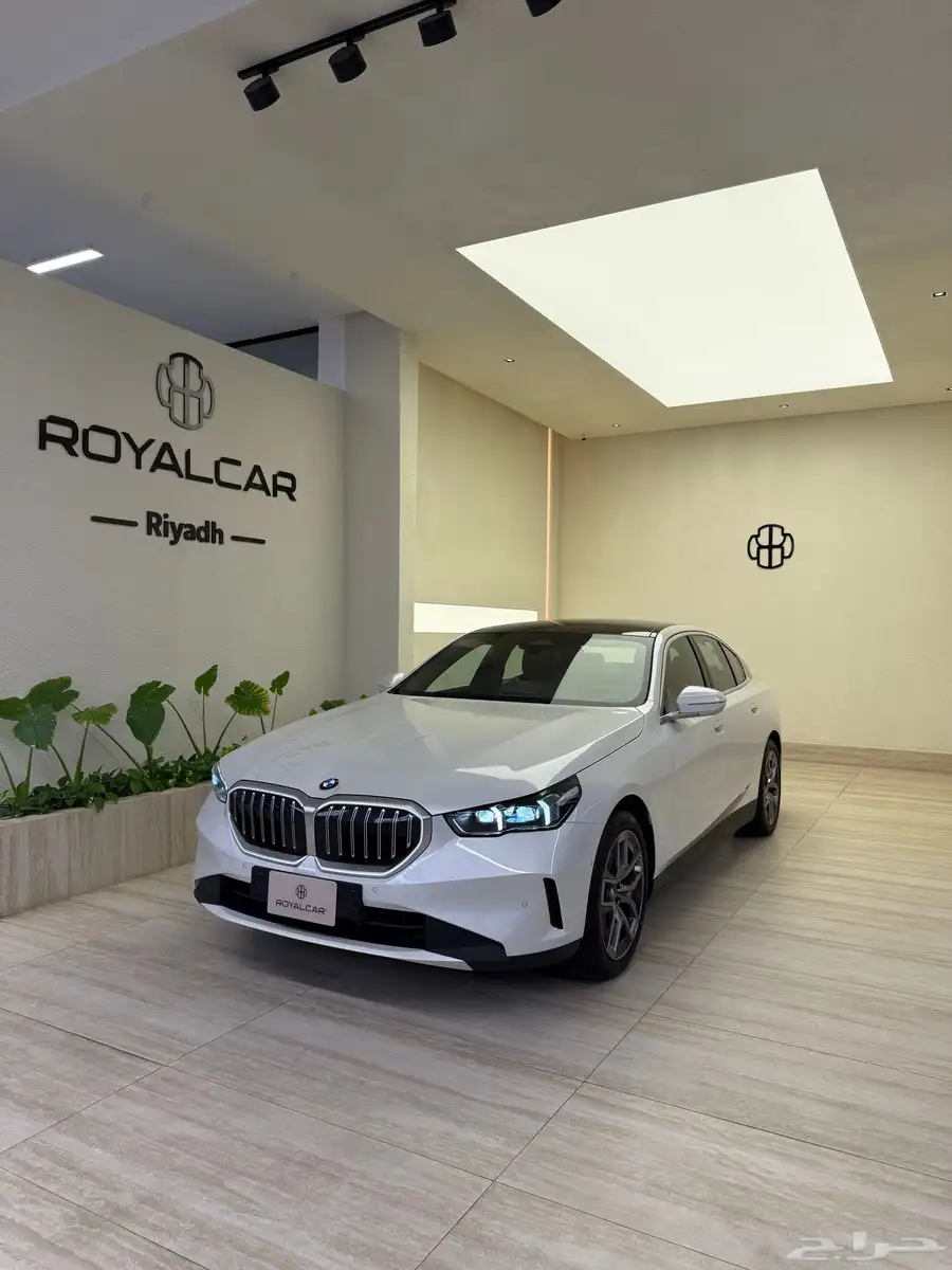 bmw 520i 2024 index