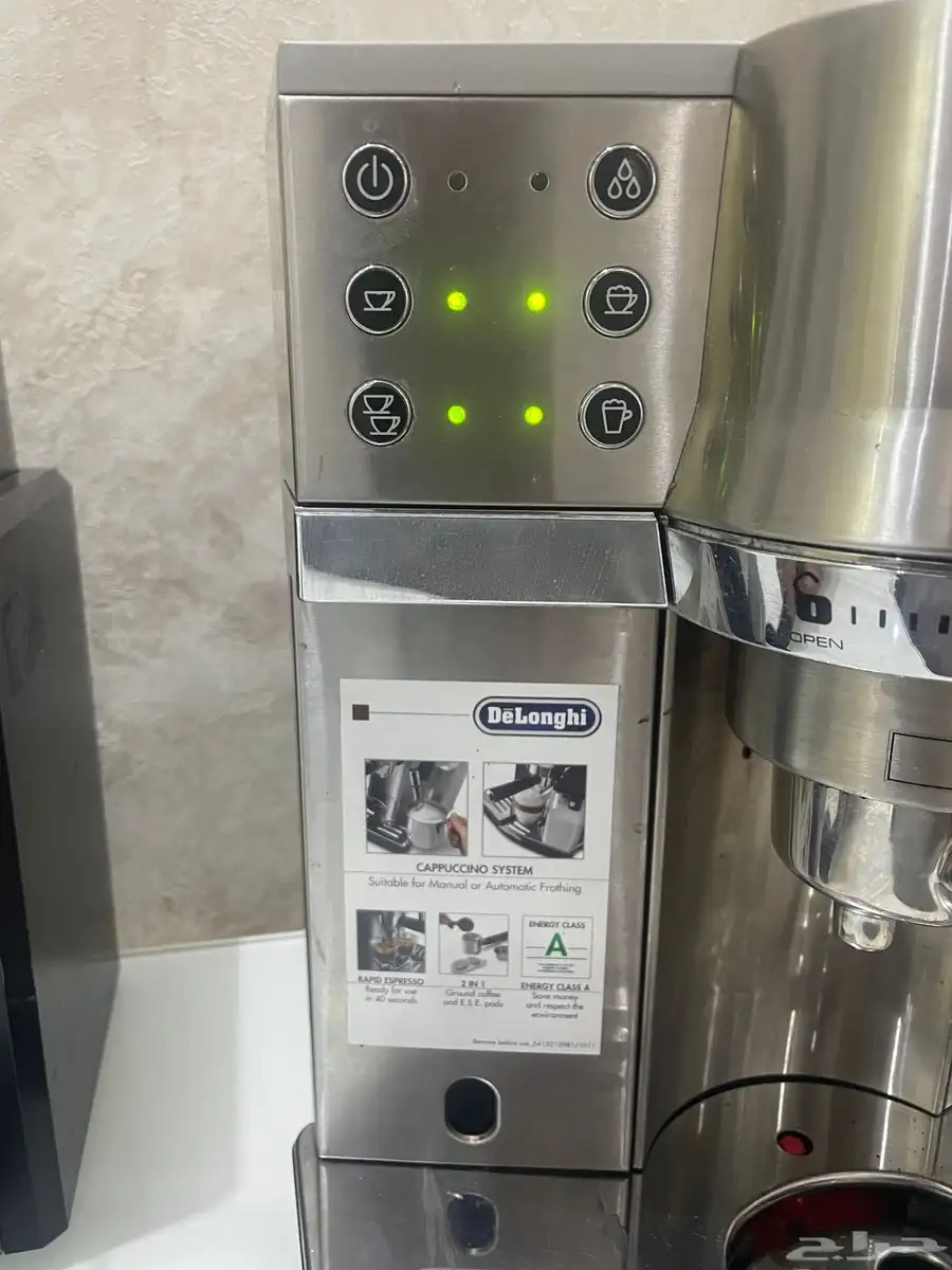 ماكينة قهوة DeLonghi EC860   مطحنة KG79 بحالة ممتازة 8