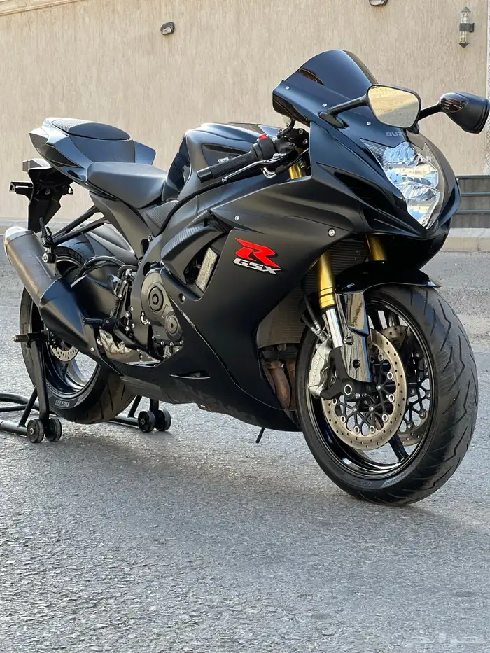 دباب 750 -2016 سوزوكي 1