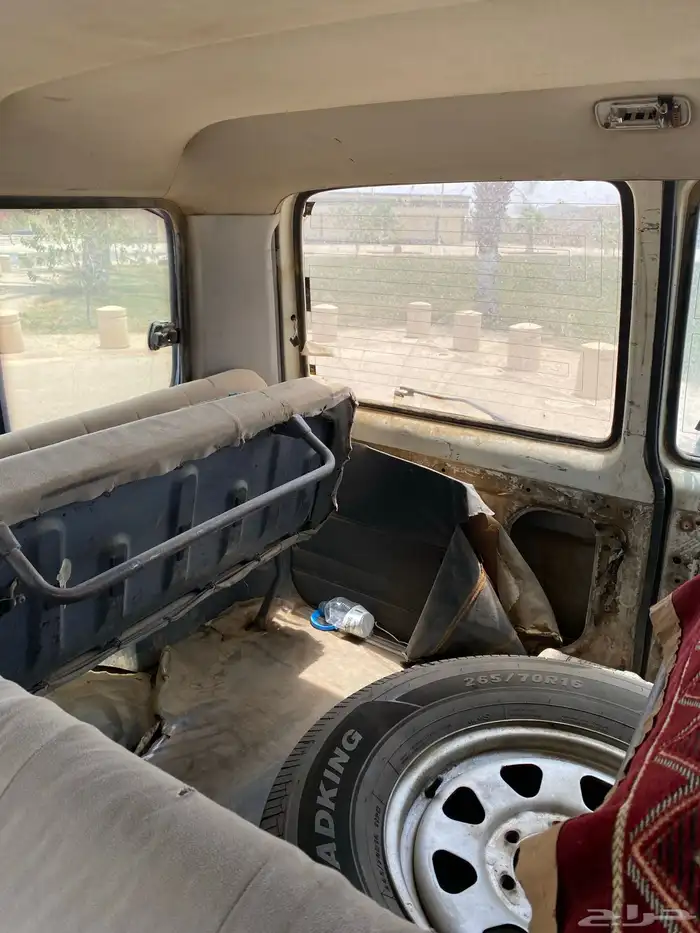 جيب لاندكروزر صالون موديل 1990 Gx 7