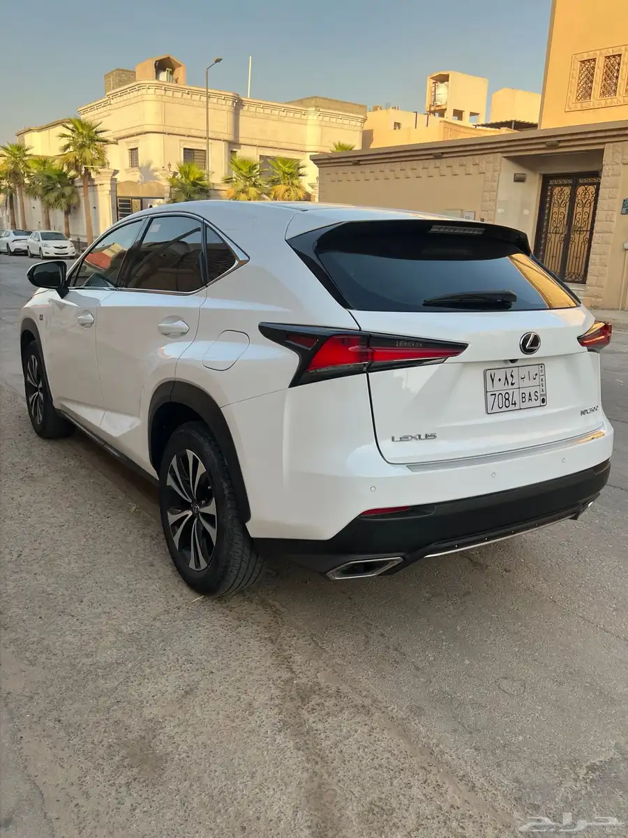 لكزز nx 300 اف اسبورت 6