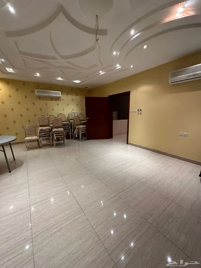 فيلا مؤثثة بالكامل للبيع 8