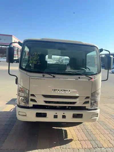 ايسوزو دينا 5 طن شاص 4.95 متر 2025 العيسي ياباني 1