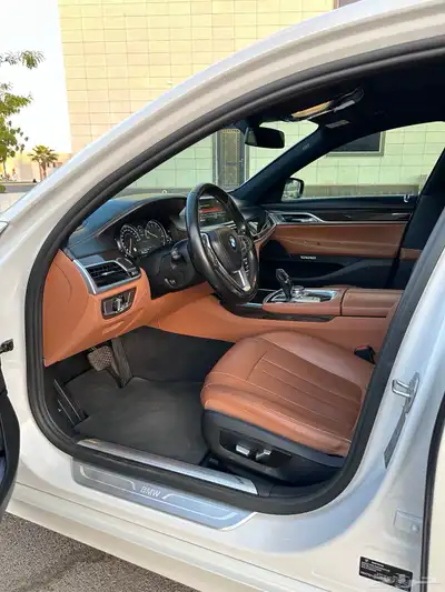 للبيع BMW 730Li 2017 فل كامل 5