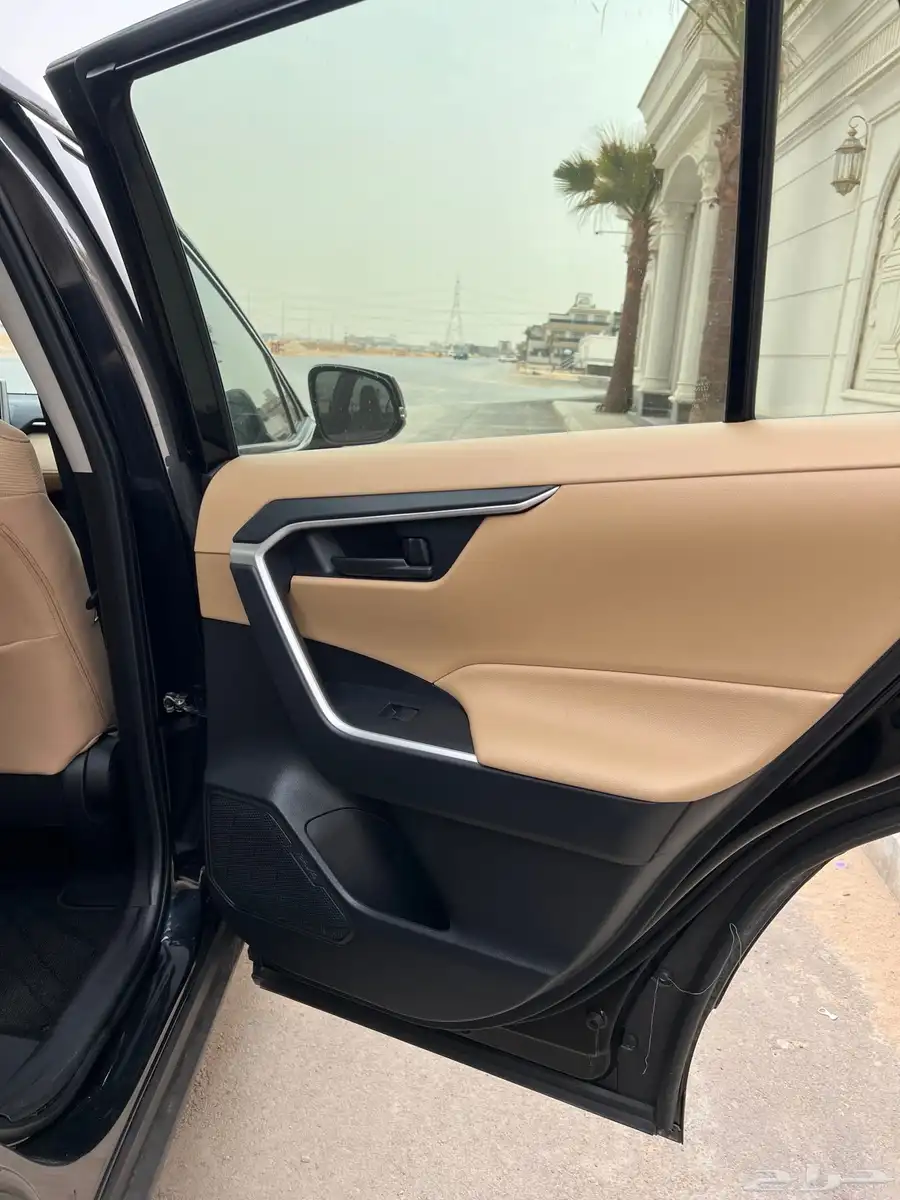 راف فور 2023 وكالة دبل مستخدم اول 11