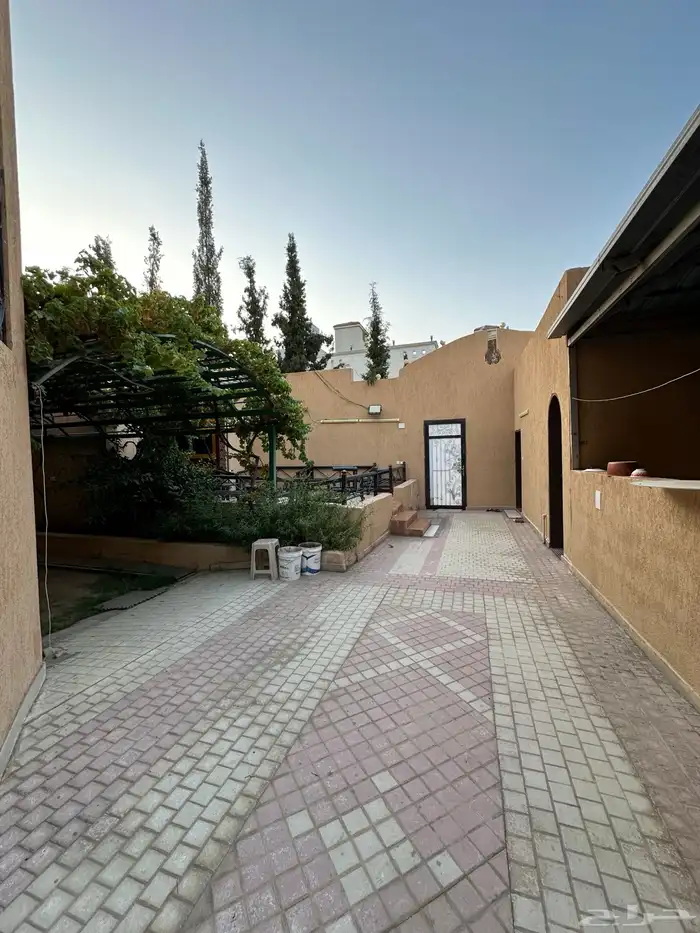 فيلا مؤثثة بالكامل للبيع 3