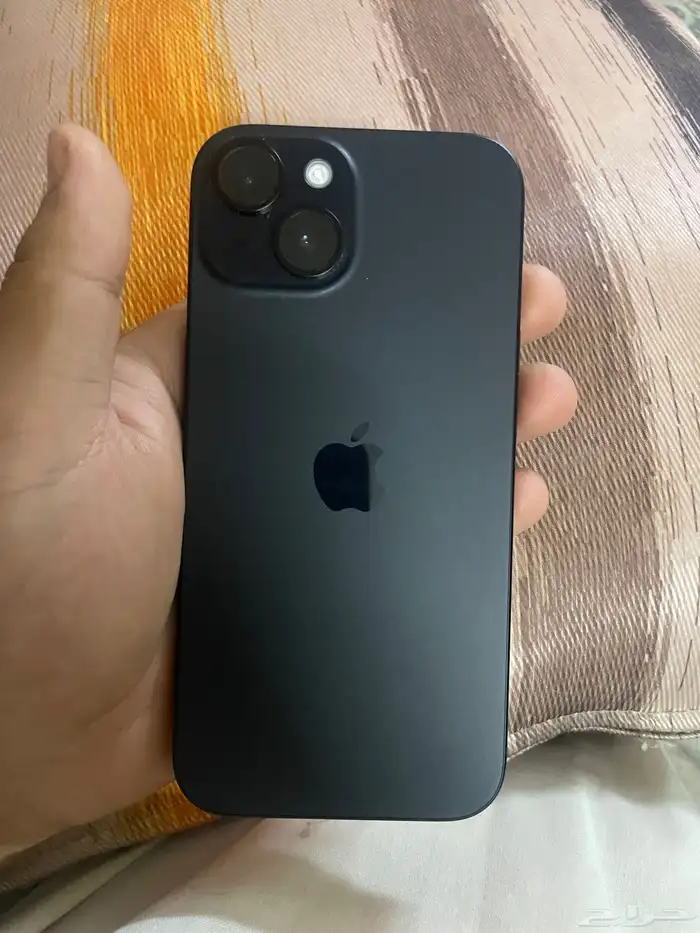 ايفون 15 العادي 0