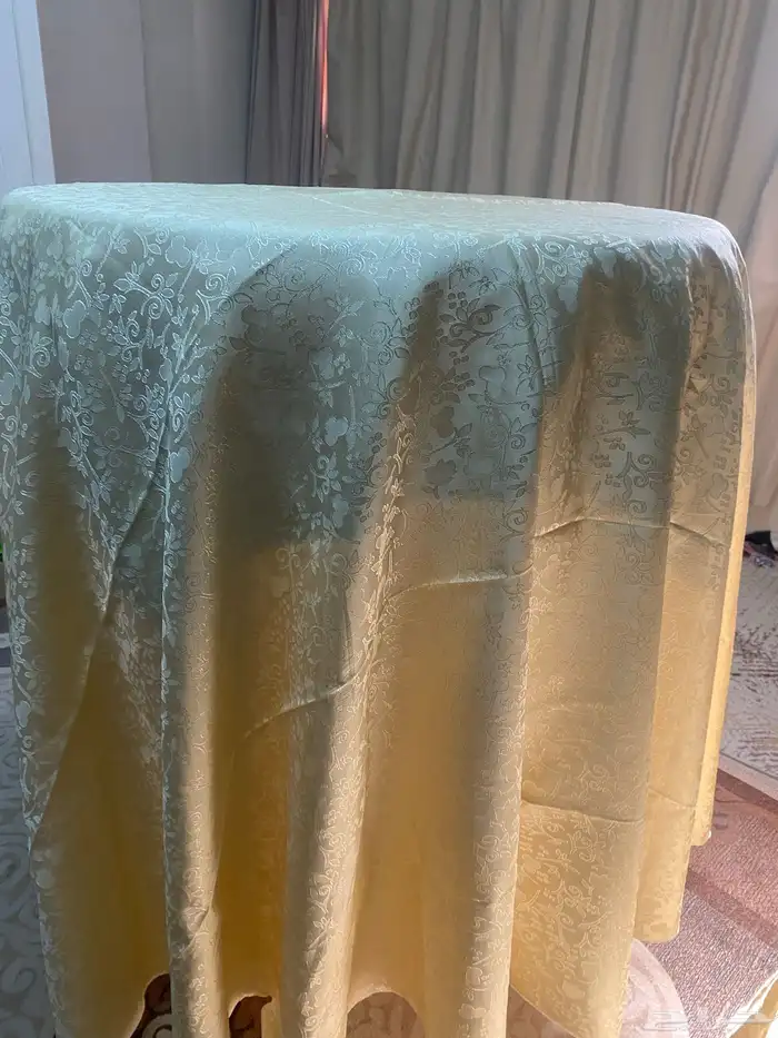 مفارش طاولات وتلبيسات كراسي 0