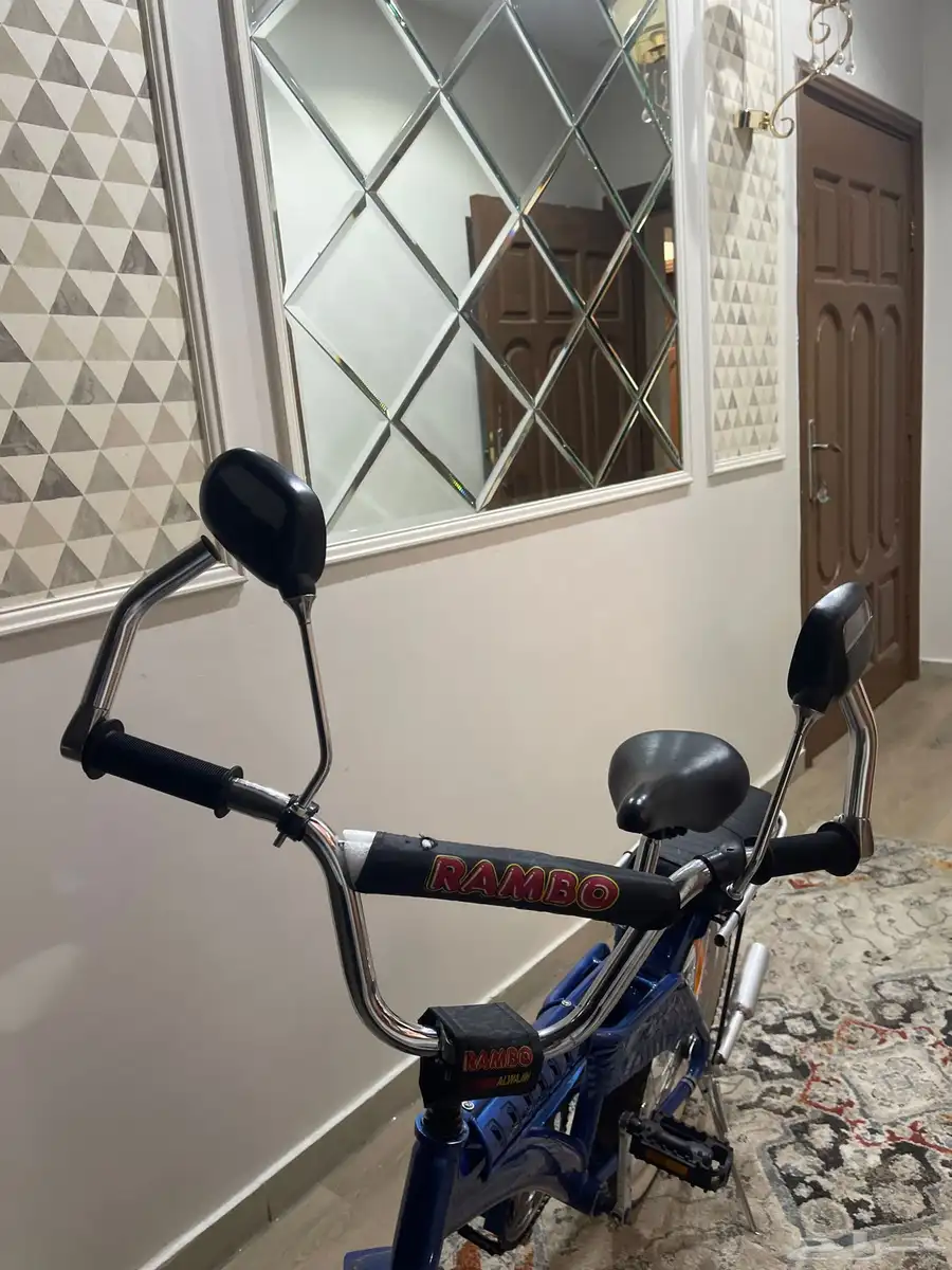 السيكل للبيع 700 ساعه نادره وعمر السيكل 10 سنين ومقطب 2