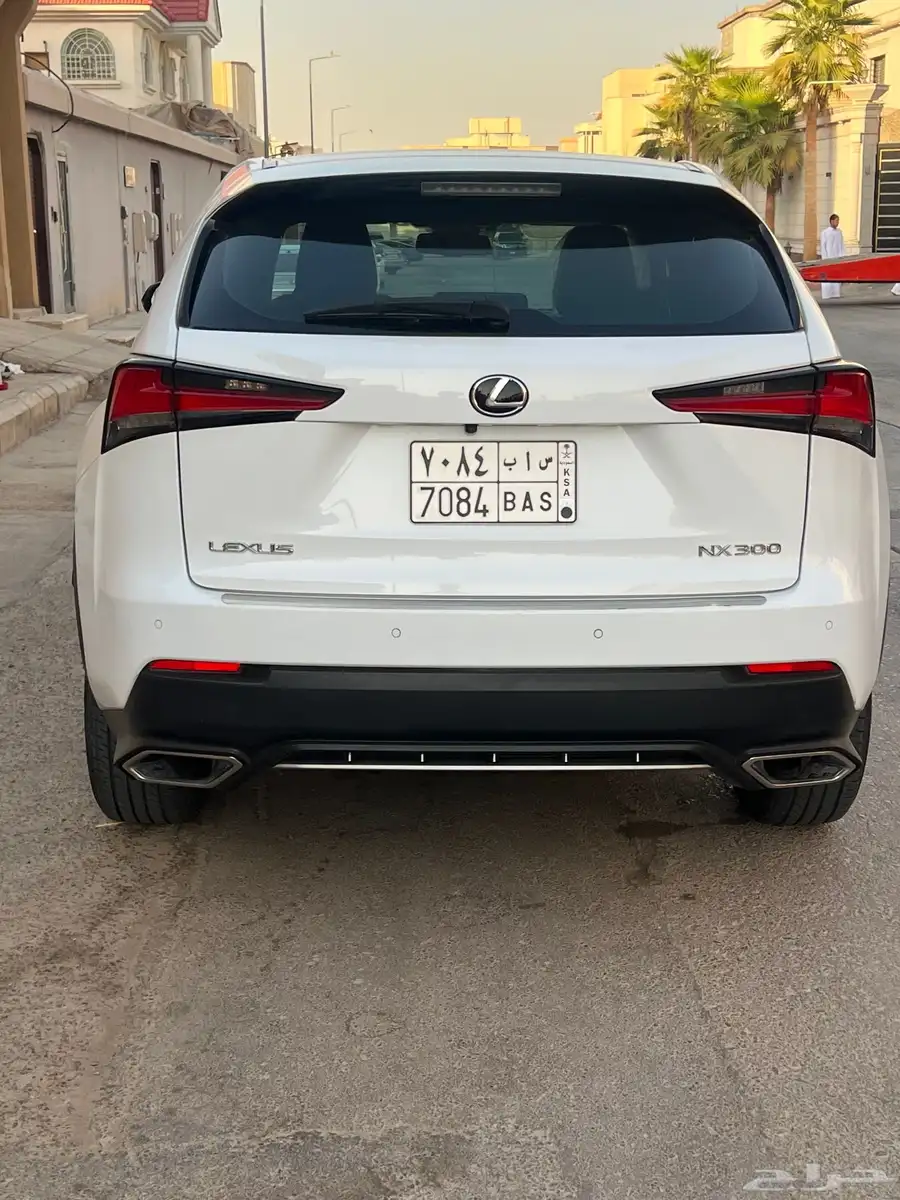 لكزز nx 300 اف اسبورت 1